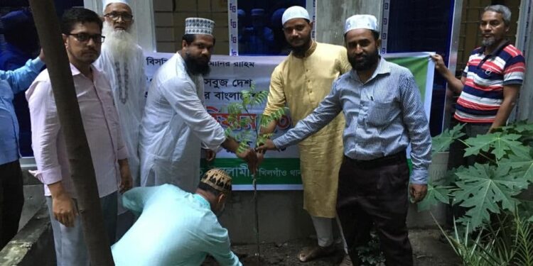 পরিবেশের ভারসাম্য রক্ষায় একটি করে ফলজ, বনজ ও ঔষধি গাছ লাগাতে হবে – ড. শফিকুল ইসলাম মাসুদ