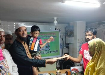 ছাত্রলীগ কর্তৃক নিহত নাহিদ-মুরাসালিনের পরিবারের পাশে জামায়াত