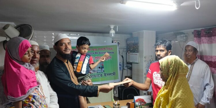 ছাত্রলীগ কর্তৃক নিহত নাহিদ-মুরাসালিনের পরিবারের পাশে জামায়াত