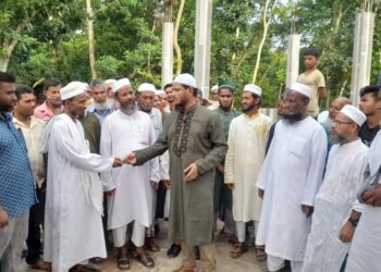 বাউফলে কয়েকটি মসজিদ ও ওযুখানা নির্মাণে ড. মাসুদের নগদ আর্থিক অনুদান প্রদান