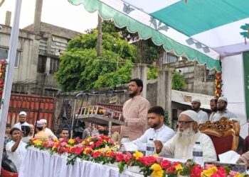 রাজধানীর হাজারীবাগ এলাকায় শহীদ পরিবারের মাঝে জামায়াতের আর্থিক অনুদান প্রদান