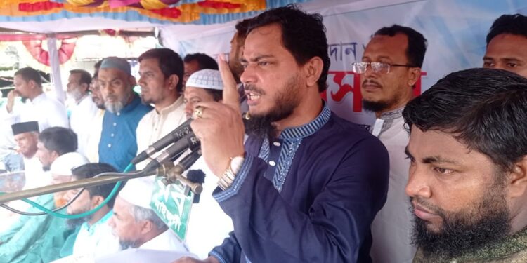 নোয়াখালীতে জামায়াতে ইসলামীর পথসভা রূপ নেয় জনসভায়