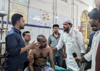 দুর্ঘটনায় আহত সৌরভ দাসের চিকিৎসার দায়িত্ব নিলেন- ড. মাসুদ