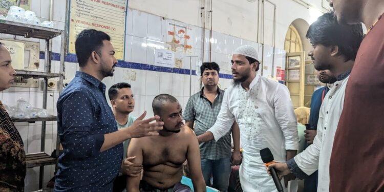 দুর্ঘটনায় আহত সৌরভ দাসের চিকিৎসার দায়িত্ব নিলেন- ড. মাসুদ