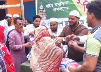 মুগদা পশ্চিম থানা জামায়াতের উদ্যোগে ফুডপ্যাক বিতরণ সম্পন্ন