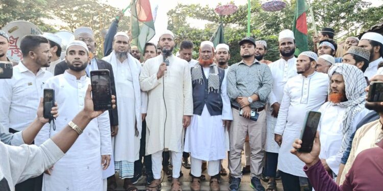 বাউফলের কেশবপুর ইউনিয়নে ডা. শফিকুল ইসলাম মাসুদের গণসংযোগে গণজোয়ার: মমিনপুর বাজারে বিপুল জনসমাগম!