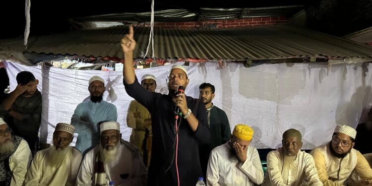 সন্ধ্যায় বাউফল উপজেলার বগা ইউনিয়নের ২ নং ওয়ার্ড চাবুয়া গ্রামে এক বিশাল উঠান বৈঠক অনুষ্ঠিত