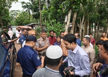 বাউফলের সাংসদ জনাব ড. শফিকুল ইসলাম মাসুদ এমপি মহোদয়ের অনুরোধে বাংলাবাজারে বিশেষ মাদকবিরোধী অভিযান