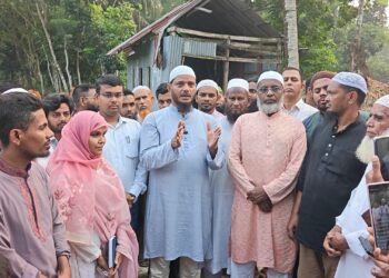 নওমালায় বেড়িবাঁধ নির্মাণকাজের উদ্বোধন করলেন জনতার সেবক ড. শফিকুল ইসলাম মাসুদ এমপি