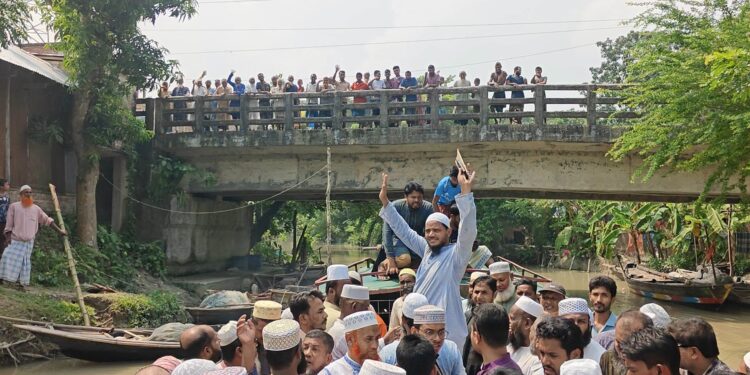 তেঁতুলিয়া নদীর ভাঙনকবলিত এলাকা পরিদর্শনে ড. শফিকুল ইসলাম মাসুদ এমপি